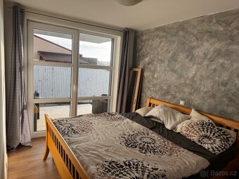 Pronájem-prodej rodinného domu s autodílnou - 12