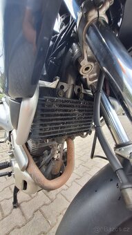 Suzuki XF 650 Freewind - 12