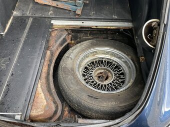 Jaguar E-type coupe 1970 seria II - 12