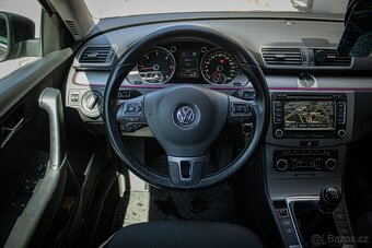 Volkswagen Passat Variant 1.6 TDI BMT Trendline - 12