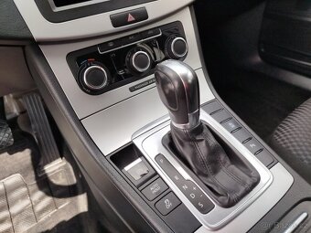 VW PASSAT B7 2.0 TDi 103kW, r.v. 11/2012, najeto 231.502km - 12