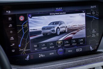 Volkswagen Touareg 3.0 V6 ELEGANCE / ZÁRUKA / AJ NA SPLÁTKY - 12