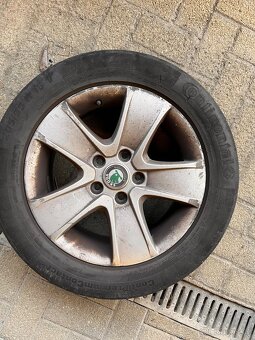 Použitá kola s diskami na Octavii 2 205/55 R16 - 12