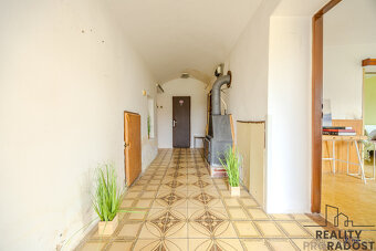 Prodej rodinného domu 86m2, zahrada 467m2, garáž 31m2, Mysli - 12