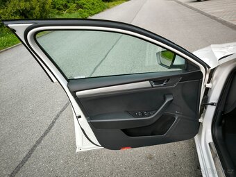 ŠKODA SUPERB COMBI 2.0 TDI 110kw, DSG, 1. MAJITEL, PŮVOD ČR - 12