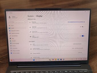 Lenovo Yoga Slim 6 - OLED - core i5-1240p / 16GB ram/512 SSD - 12