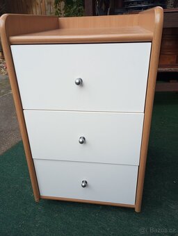 Pracovní stůl s kontejnerem - 12