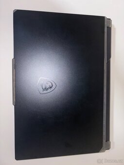 MSI Cyborg 15 A13UC-1409CZ - 12