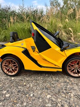 Lamborghini Sian - 12