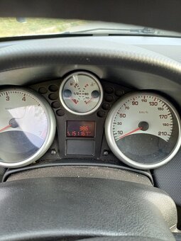 Prodám Peugeot 207 1,4 benzín,r.v. 5/2007,  151.167km - 12