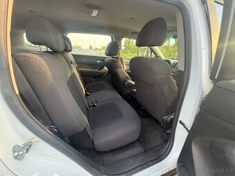 Chevrolet Orlando 1,8 -prostorný benziňák pro 7 osob - 12