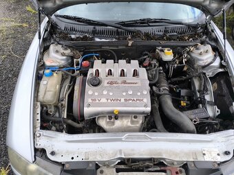 ALFA ROMEO 156 1,8i 16 v-twin spark - 12