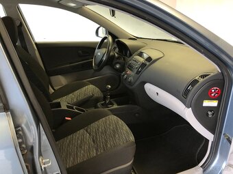 KIA CEED 1.4 16V - 12