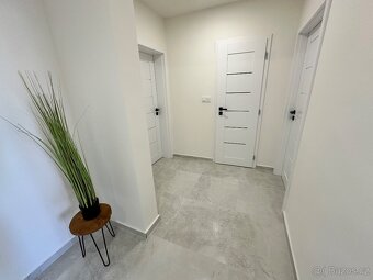 Prodám byt 2+1, možnost převodu do os.vl, Karviná-Hranice - 12