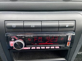 Škoda Octavia 1.6 MPi LPG,Tempomat,Klima,Tažné - 12