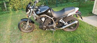 Yamaha BT 1100 - 12
