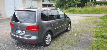 VW Touran 2.0 TDI 103kW DSG - 12