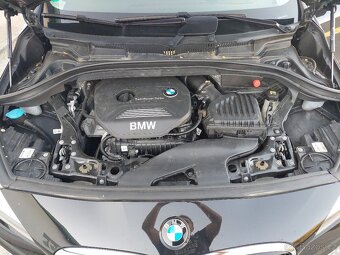 BMW 218i Active Tourer - 12