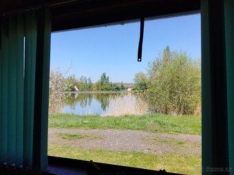 Prodej KARAVANU s Dřevěnou přístavbou . - 12