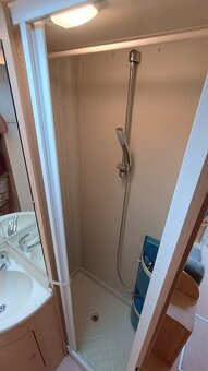 Fiat Ducato 2.8 JTD / EURA Mobil, 6 míst, zimní paket, solár - 12