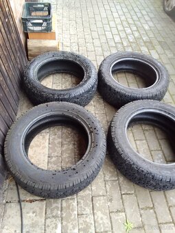 Unigrip lateral Force A/T 225/60/R17 - 12