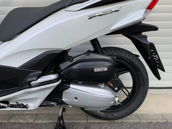 Honda PCX 125 LED, SUPER STAV - 12