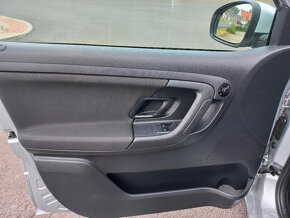 Škoda Fabia II Com 1.6 TDI AMBIENTE serviska - 12