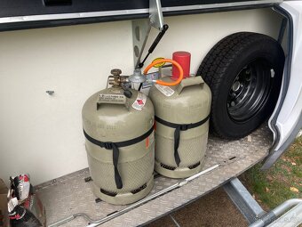Knaus Sport LK 400 palandy - 12