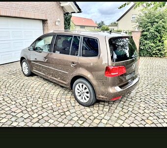 Volkswagen Touran 1T3 2.0TDI Highline - 12