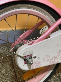 Dívčí kolo 🌸 - 12