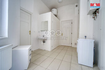 Pronájem bytu 3+kk, 97 m², Plzeň, ul. Palackého náměstí - 12