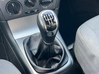 Škoda Octavia 1.9 TDI 74kW RS PAKET - 12