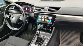ŠKODA SUPERB 3 - 2,0TDi Style 110kW Manuál. - 12