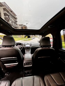 Ford S-MAX AWD 7 míst, TOP výbava, pravidelný servis - 12