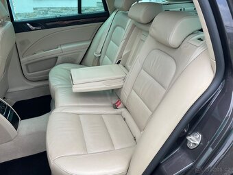 Škoda Superb 2 3.6 V6 4x4 combi TOP - 12
