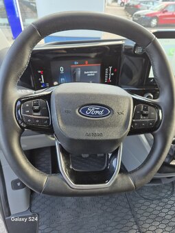 Ford Tourneo CUSTOM TITANIUM 2.0tdi 110kw - 12