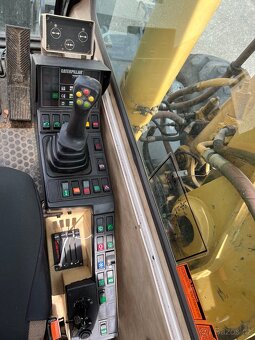 Caterpillar M 315 - 12