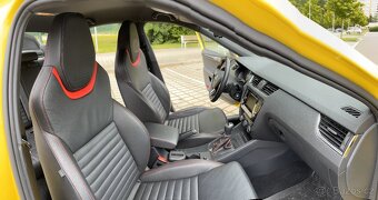 Škoda Octavia RS 2.0TSI, garážované - 12