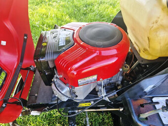 Zahradní traktor AGS SECO Briggs 18HP 2V 102cm - 12