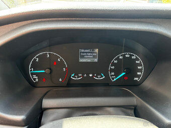 Ford Tourneo Custom 2.0ECOBlue Hybrid 95kW, RV 2022, 8. Míst - 12