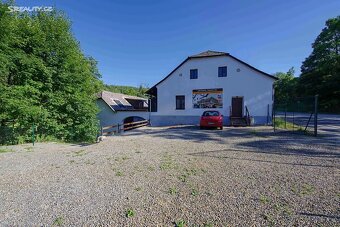 Prodám bývalý statek na Sumavě na polosamotě u řeky. - 12
