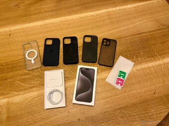 iPhone 15 Pro Max 512 GB - 12