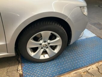 ŠKODA SUPERB II 2.0TDI 103KW r.5/2012 213 tkm TOP STAV - 12