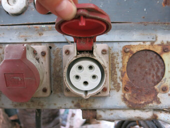 Stavební rozváděč antoníček s přívodním kabelem - 12