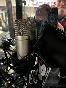 Mackie CFX20 kvalitni mixazni pult za hubicku - 12