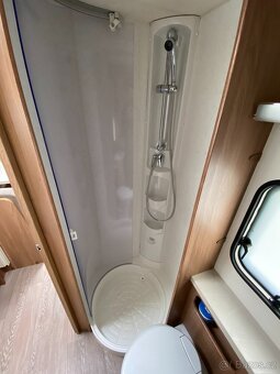 Karavan Hobby 545 KMF De Luxe - 12