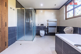 Prodej rodinného domu, 494 m², Chomutov, ul. Ve Stráni - 12