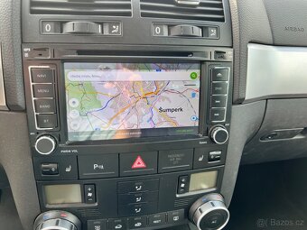 VW Touareg 3.0 V6 TDi, 4x4, automat - 12