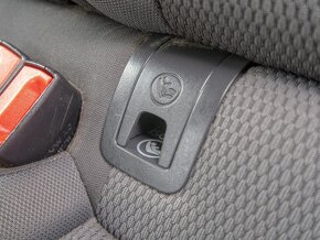 Volkswagen Golf 12/14 1.6TDI 77KW – NAVIGACE - 12