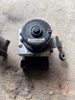 Náhradní díly - 12